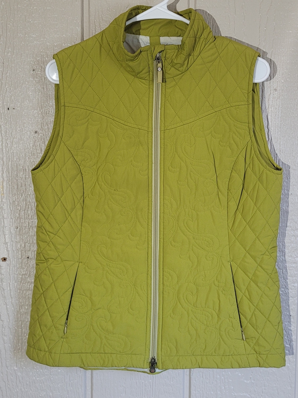 Royal Robbins Quilted Sleeveless Vest in Chartreuse